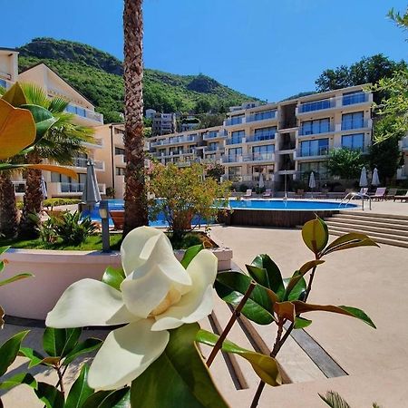Blue Horizon Apartment Resort ブドヴァ エクステリア 写真