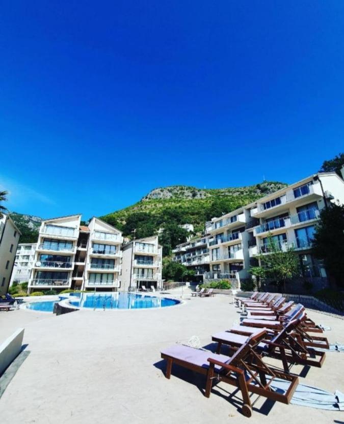 Blue Horizon Apartment Resort ブドヴァ エクステリア 写真