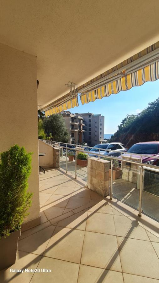 Blue Horizon Apartment Resort ブドヴァ エクステリア 写真