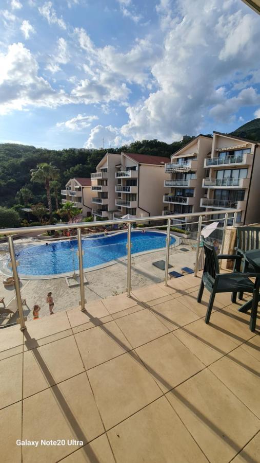 Blue Horizon Apartment Resort ブドヴァ エクステリア 写真