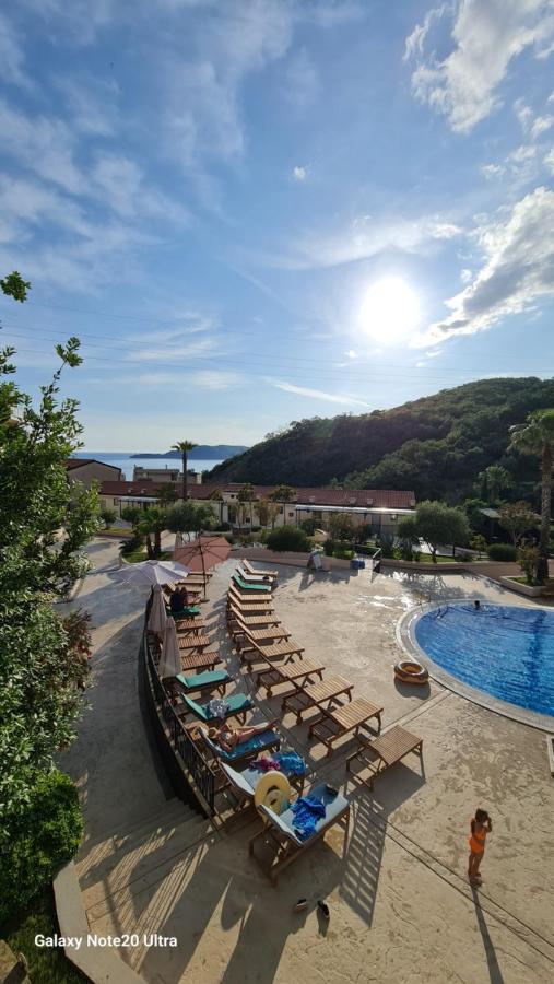 Blue Horizon Apartment Resort ブドヴァ エクステリア 写真