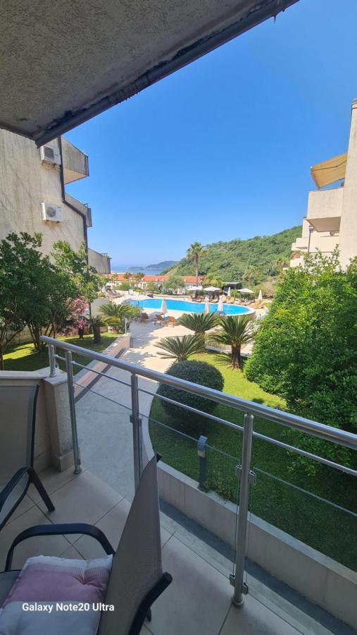 Blue Horizon Apartment Resort ブドヴァ エクステリア 写真
